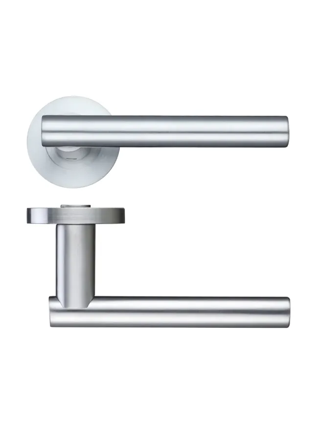 Zoo Hardware Lucca lever on round rose - Satin Chrome