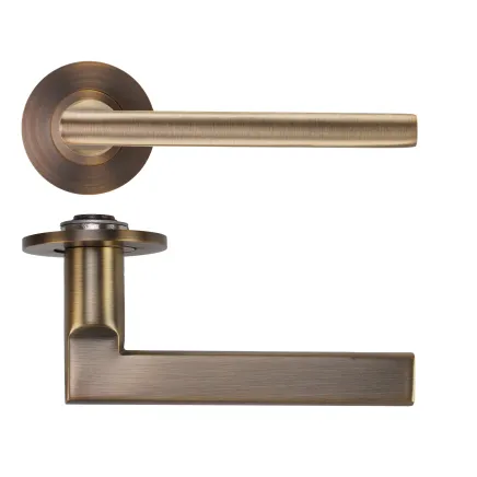 Zoo Hardware Varese Lever on 4mm Round Slim Sprung Rose - Antique Brass