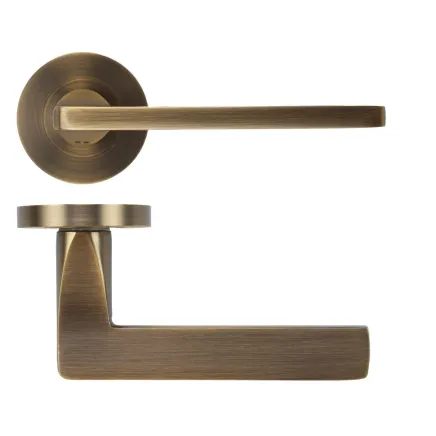 Zoo Hardware Leon lever on rose - Antique Brass