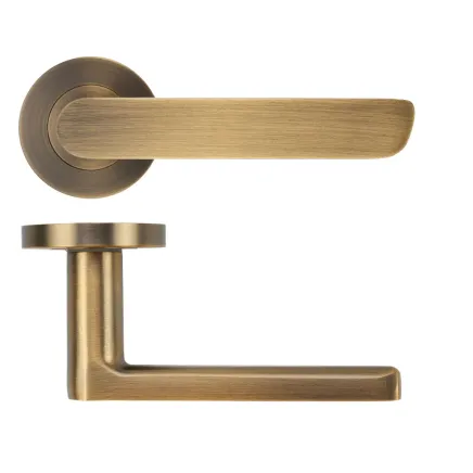 Zoo Hardware Valencia lever on rose - Antique Brass