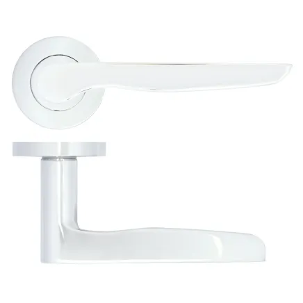 Zoo Hardware Vigo lever on rose - Polished Chrome