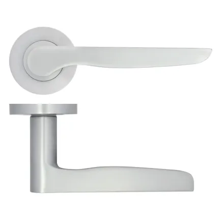 Zoo Hardware Vigo lever on rose - Satin Chrome